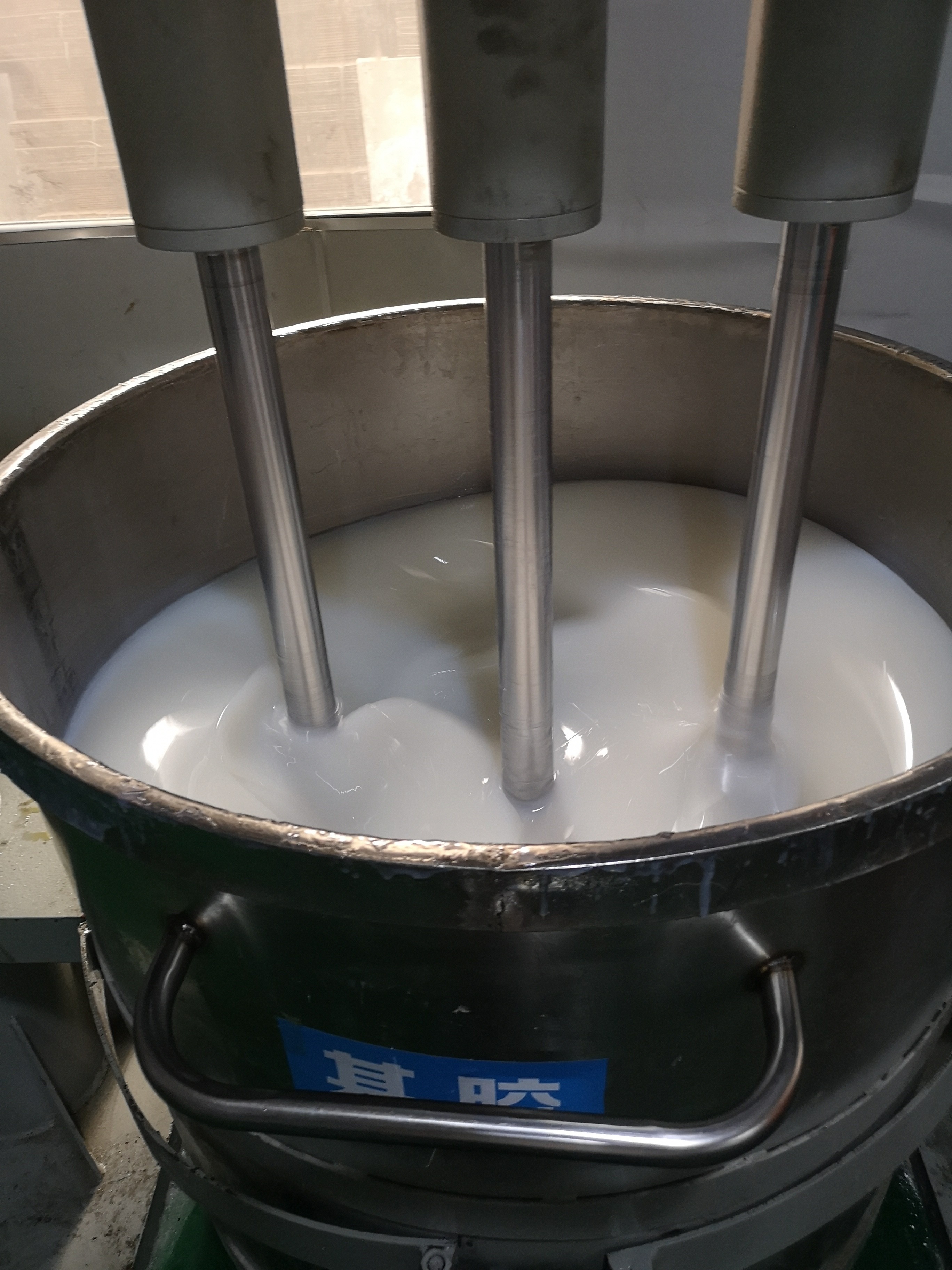 液體硅膠跟固化劑沒(méi)有攪拌均勻會(huì)有什么情況 ？